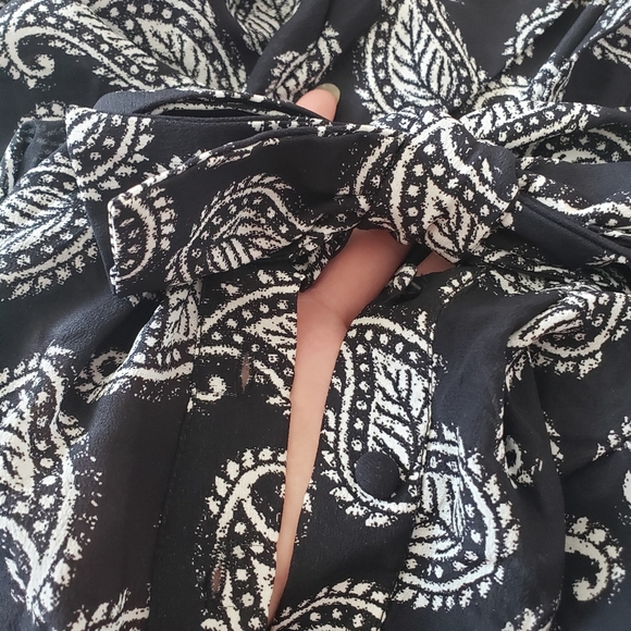 Womens jacket shawl with ribbon tie and button up - Picture 4 of 8